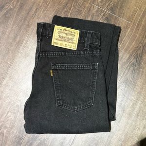 Black 505 Levi’s (Orange Tab)
